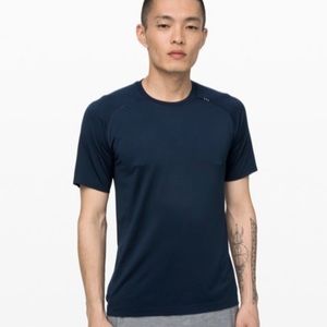 Lululemon Metal Vent Breathe Short Sleeve